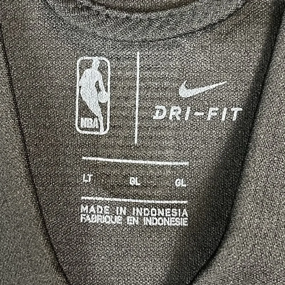 Nike NBA Jacket Mens LT‎ Black Full Zip Utah Jazz Embroidered Logo Dri Fit